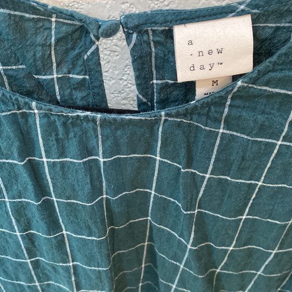 A new day puff sleeve window pane top M - Picture 2 of 7